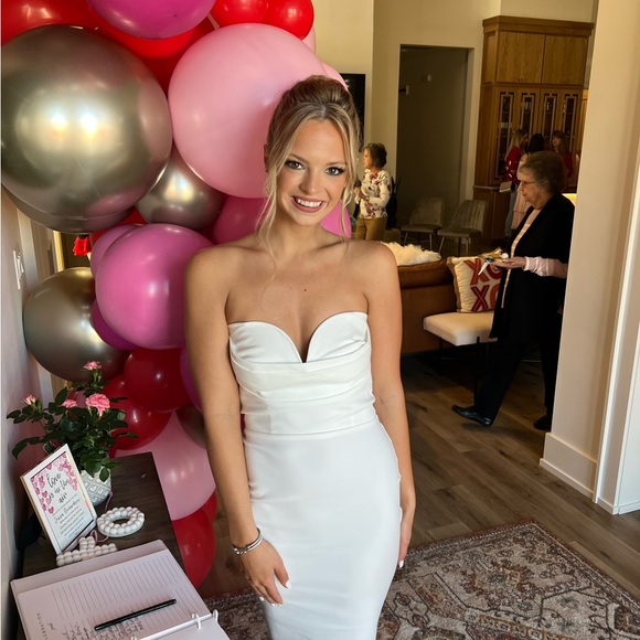 Sophia Strapless Midi Dress by MORE TO COME - Picture 3 of 4